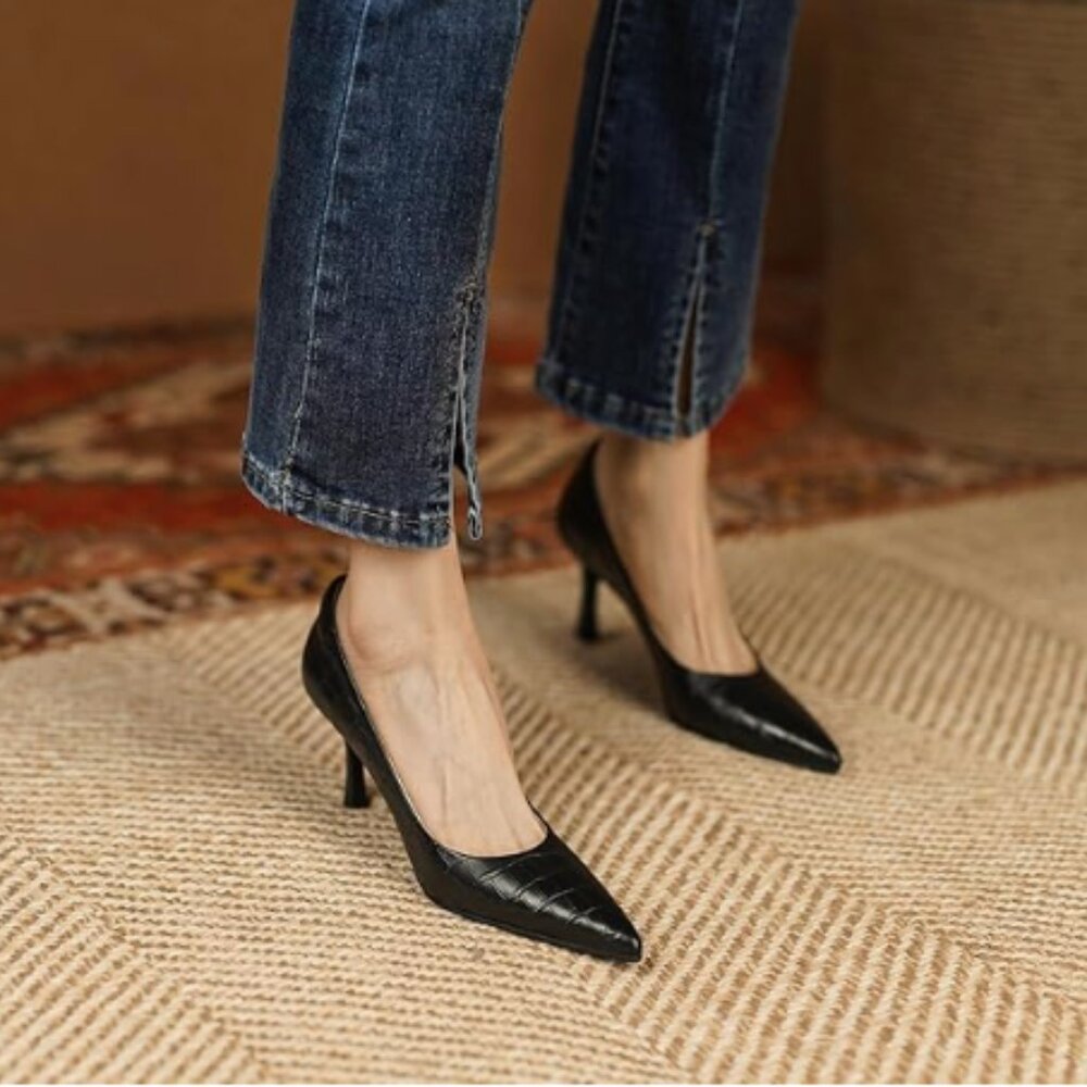 Fowt Black Solid Croc-Embossed Pointed Toe Thin M… - image 1